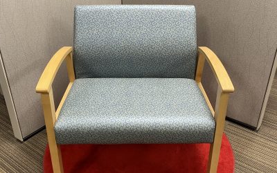 HON Versant Bariatric Chair – $500