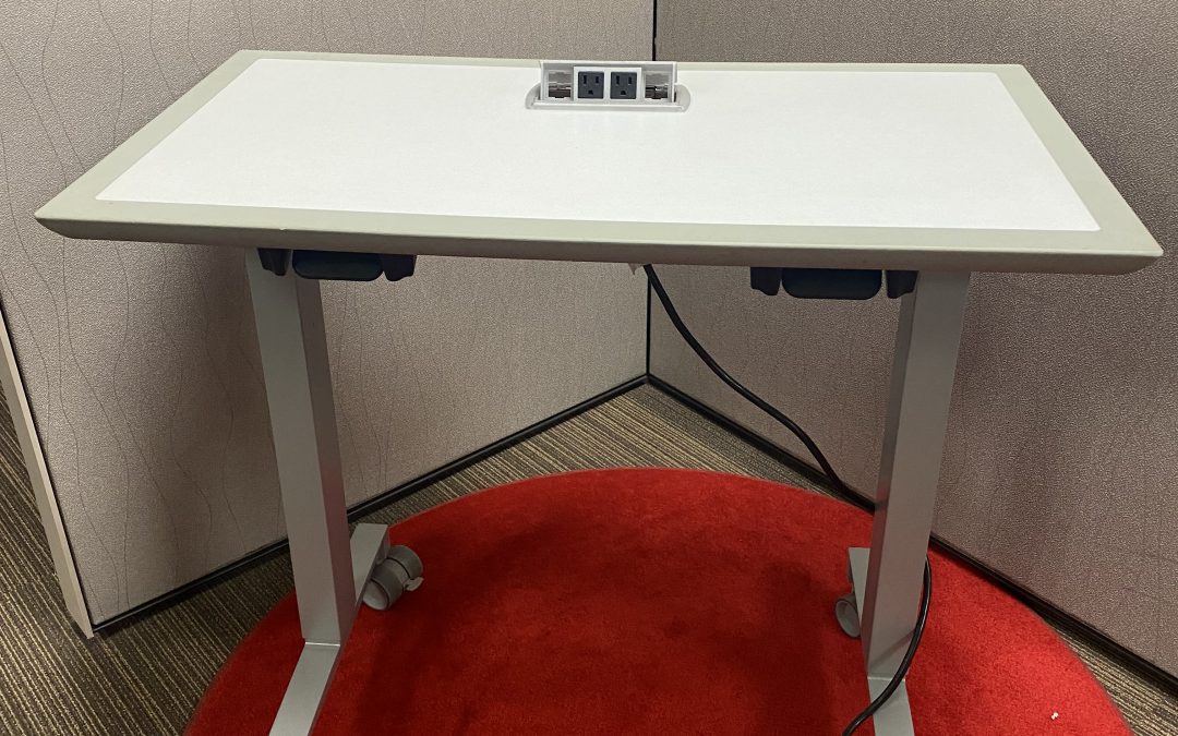 Izzy Mobile Table – $175